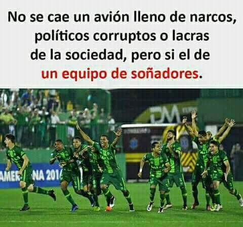 blancaalarcon14's tweet photo. que sus almas descansen en paz campeones. https://t.co/62YO83qEJ3