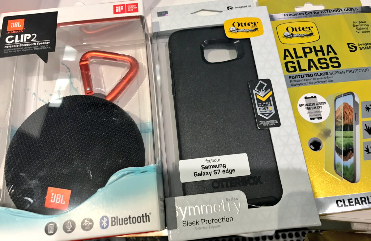 SprintStore2189's tweet photo. @SprintStore2189 we got everything you need for this holidays #Drone #JBL #outerbox #samsung #GalaxyS7edge #successories #Unlimitedfreedom 🎄 https://t.co/ydvvDNbxWY
