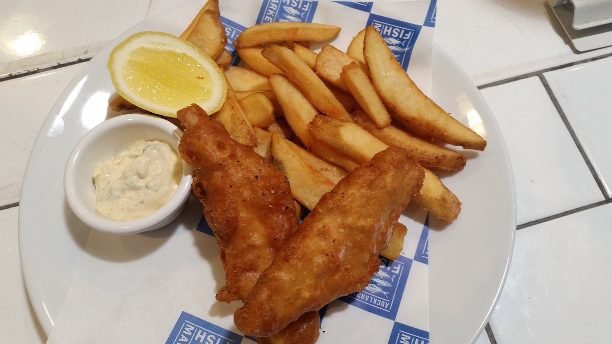 #fish &amp; chips <a href="/AucklandFishMkt/">Auckland Fish Market</a> #eatmorefish #seafood
