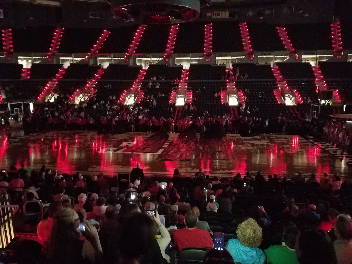 CajunsFan's tweet photo. New lights &amp; graphics for the @Cajundome 
#GeauxCajuns #WeAreLouisiana https://t.co/07Whjo5A14