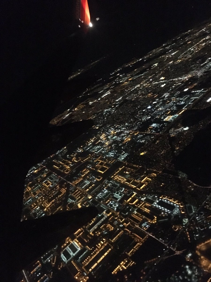 Miracle_Mayne's tweet photo. L.A so pretty at night 😩😍❤️️ https://t.co/8Y8gp0AyhF