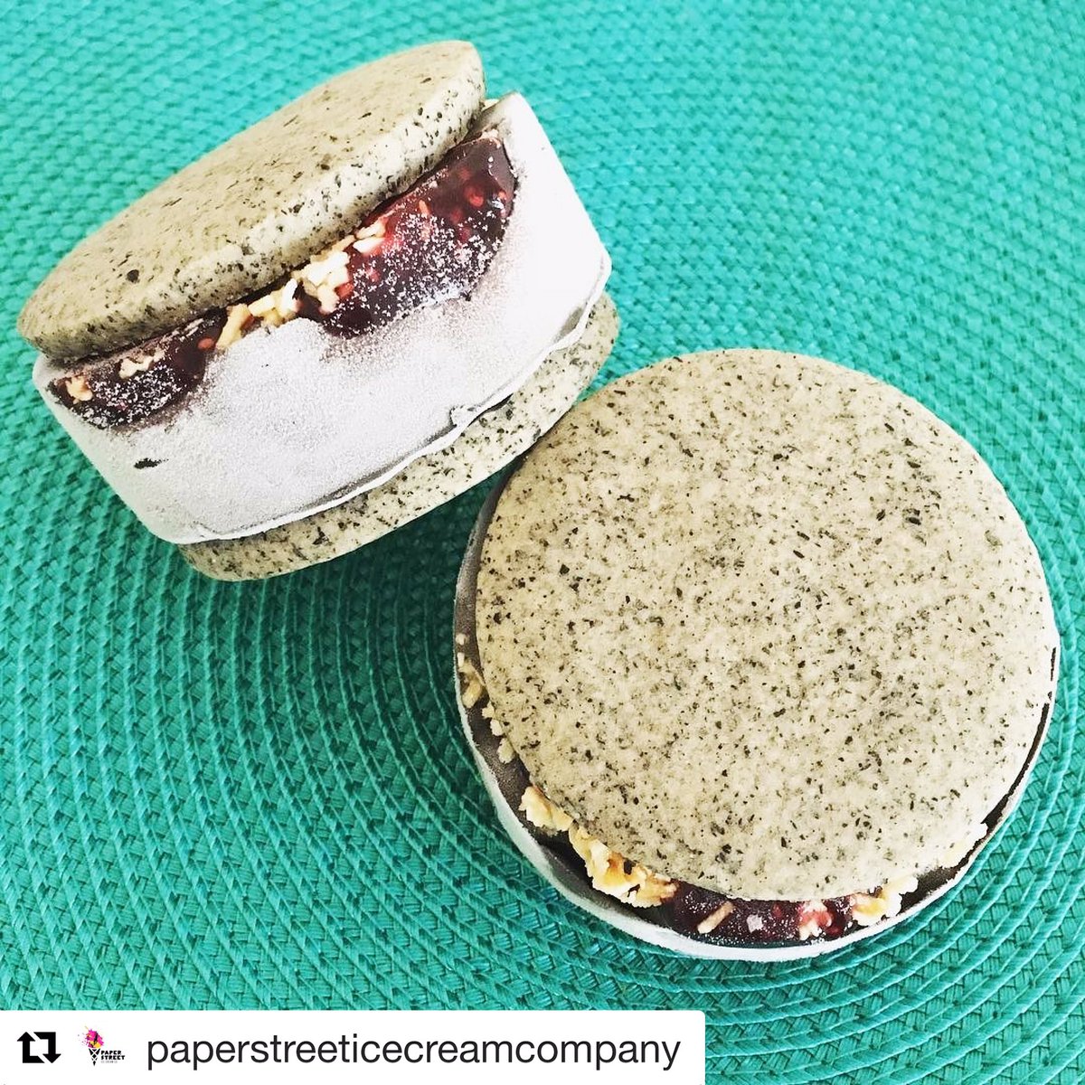 More #alfajoricecreamsandwich for you Lovers, the love child of Alfamores &amp; #PaperStreetIceCreamCo #sydneyeats 💝