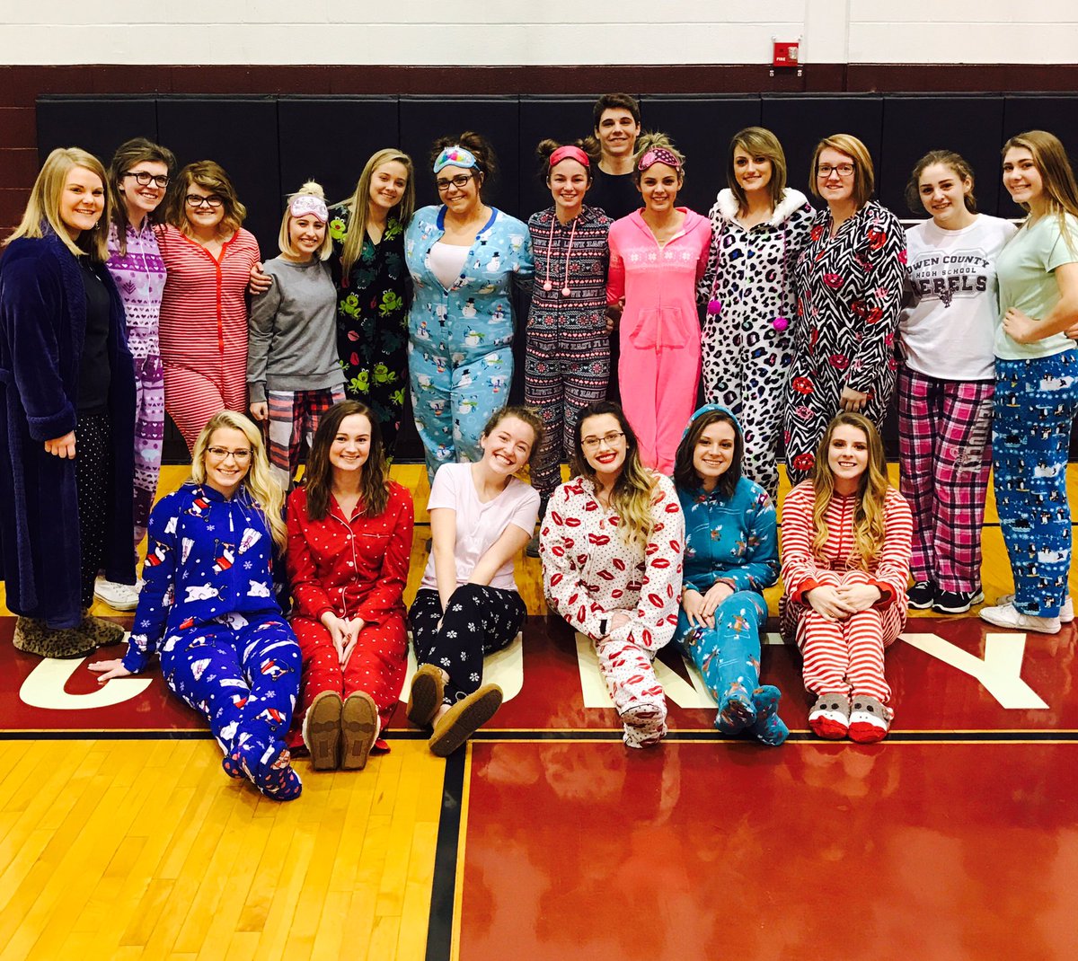 Opening night for the O-Zone was lit for Pajama Night. #Ozone #PajamaNight #ThemeNights #wehavefunintheOC