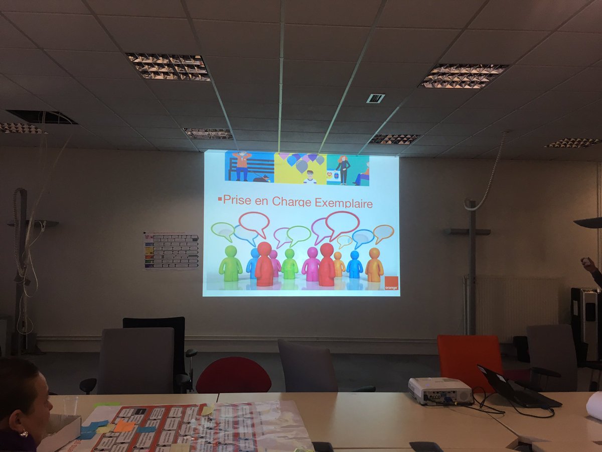 CabonVro1's tweet photo. Seconde journée #customerroom La prise en charge exemplaire @ poletticatheri1 @aydrauo @HassanaElhayani @DiattaGeorgette @RobinThuillier https://t.co/K5w4X1Y24v