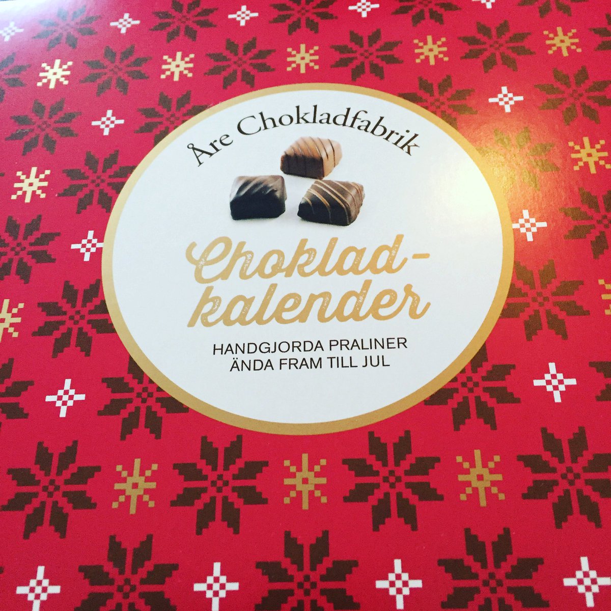 Imorgon. Imorgon! #adventskalender #årechoklad #vardagslyx @WallWalleriwall