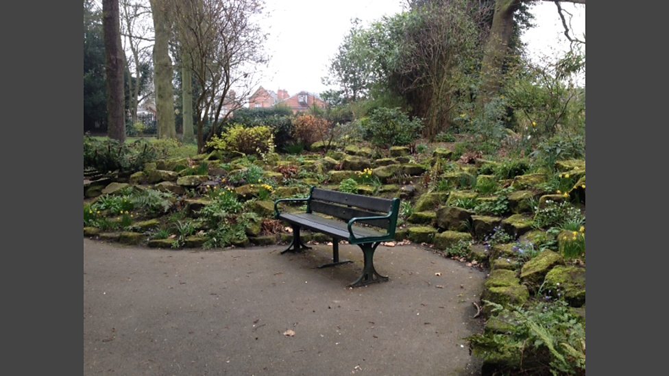 BBCYork's tweet photo. 1115am: @JoanitaMusisi reports for @joncowap on the community spirit living on at @WestBankPark despite the recent fire https://t.co/jJD1OrsosU