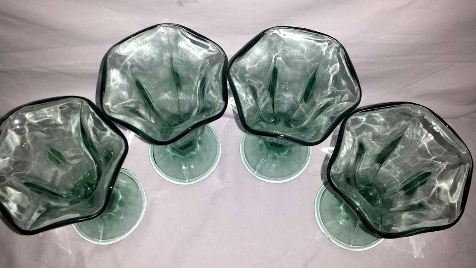 JunkYardBlonde's tweet photo. Anchor Hocking Teal Sundae Cups, Set of 4, Fountainware,Dessert D… https://t.co/Q0rCwFGVlQ #Gotvintage #Fountainware https://t.co/Wa0gUQ9EN3