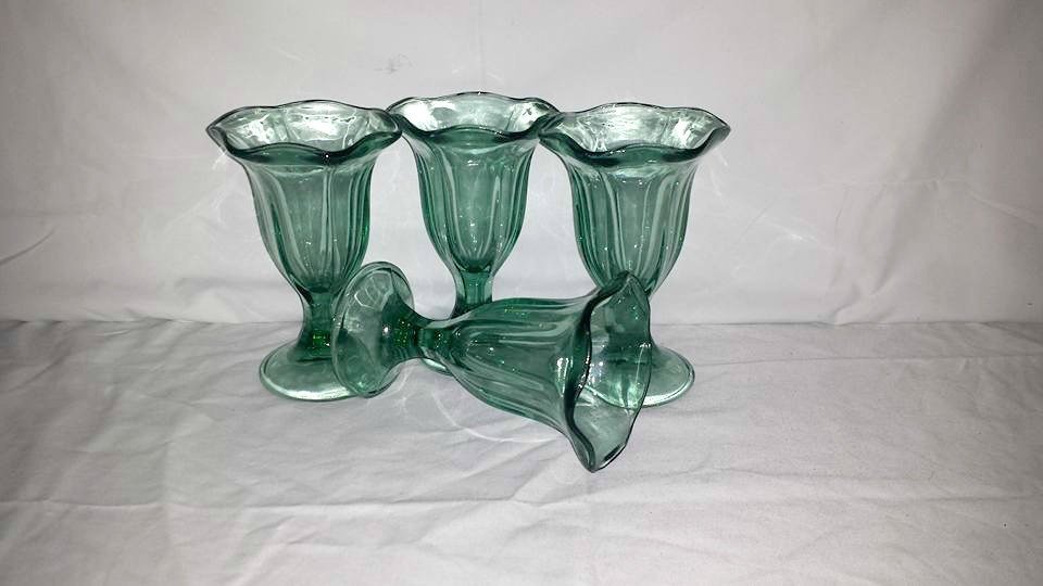 JunkYardBlonde's tweet photo. Anchor Hocking Teal Sundae Cups, Set of 4, Fountainware,Dessert D… https://t.co/Q0rCwFGVlQ #Gotvintage #Fountainware https://t.co/Wa0gUQ9EN3