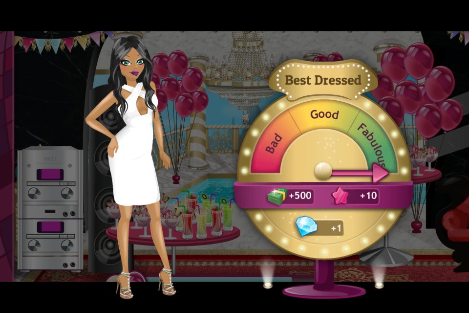 ChiefJanea's tweet photo. Oh, wow! It seems I’m the best dressed at the party! #SUPERSTARLIFE https://t.co/9Zni6eiDEp https://t.co/PlWjtXYyAo