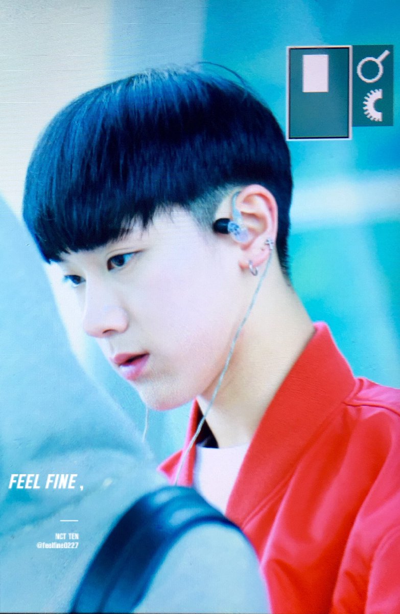 feelfine0227's tweet photo. 161130 ICN #텐 #TEN https://t.co/qyZtHeaabg