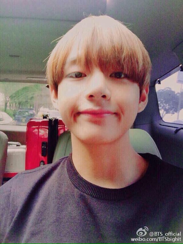 ditaleesurCIA's tweet photo. V BTS...→Kim Taehyung... 
We love you.....♡
-from ARMY Indonesia https://t.co/Il9jeoDPUG
