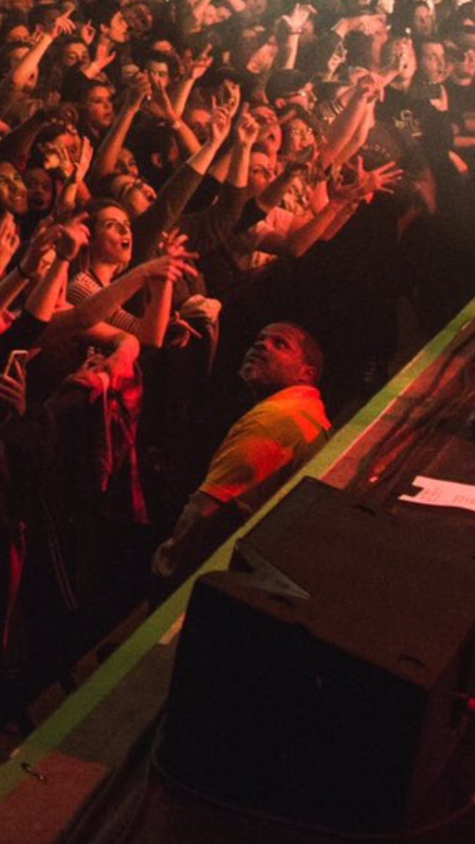 jonbellionpics's tweet photo. Me too security guard https://t.co/3PZuluVXjS