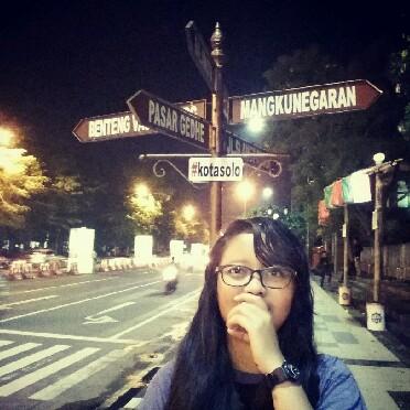 D_Lukvi's tweet photo. Come hangout with me > dengerin yang presentasi on #BIGOLIVE. https://t.co/4UFFjBhpcY https://t.co/N9cEi9YV4d