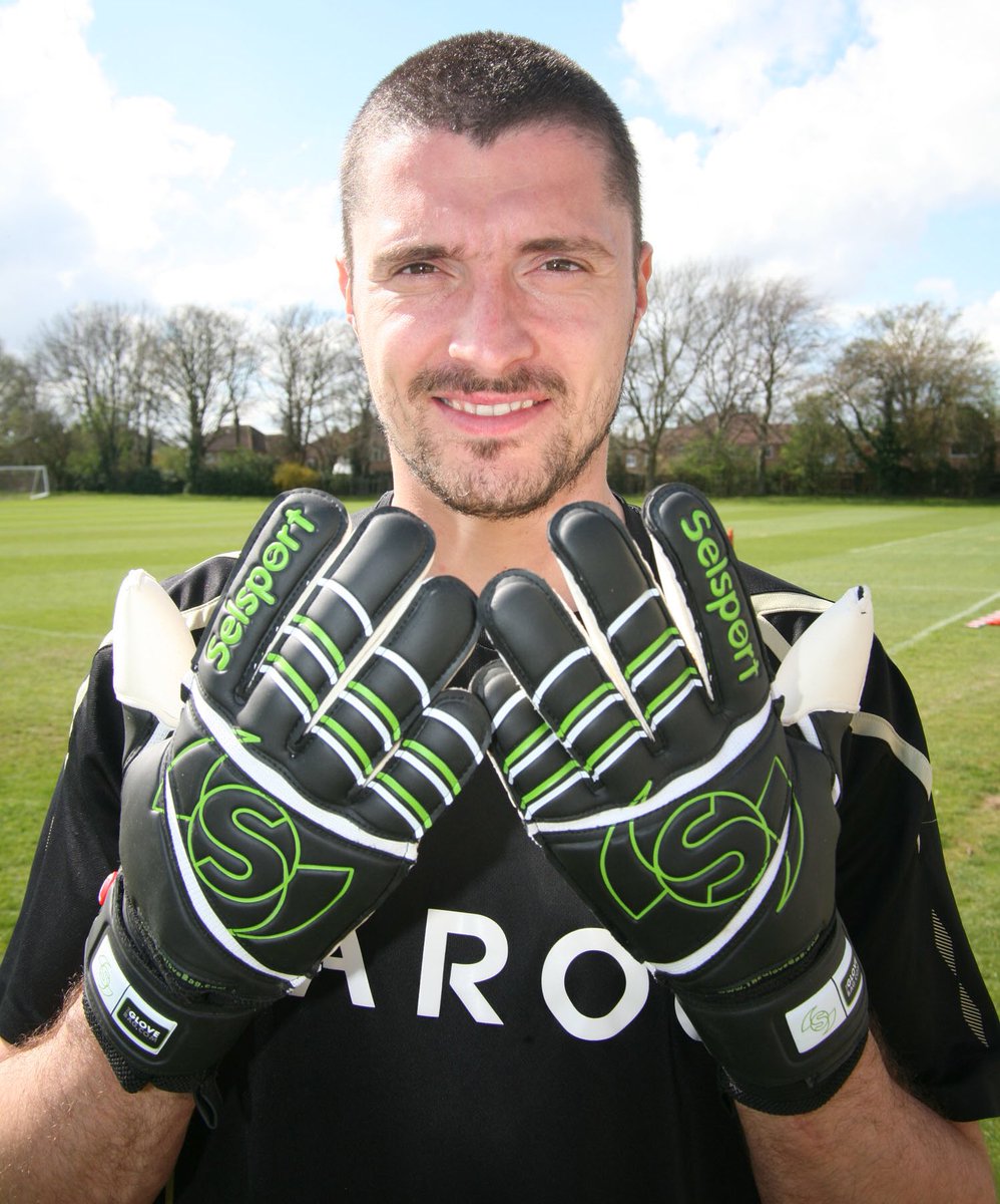 tgbjimmy's tweet photo. 2009 #MattDuke in @Selsport @greatsave #theglovebag SMU https://t.co/IWeRl5y7oF