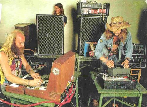 karyobin014's tweet image. #VCS3 #1970s #Prog