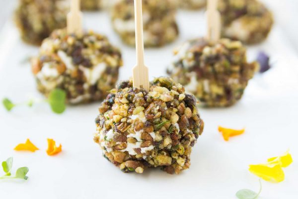 EvaSpeaks's tweet photo. New Post! Goat Cheese Bacon Pops - https://t.co/30XcX1Q7kc #RandomRecipes https://t.co/NmnUNEYNob