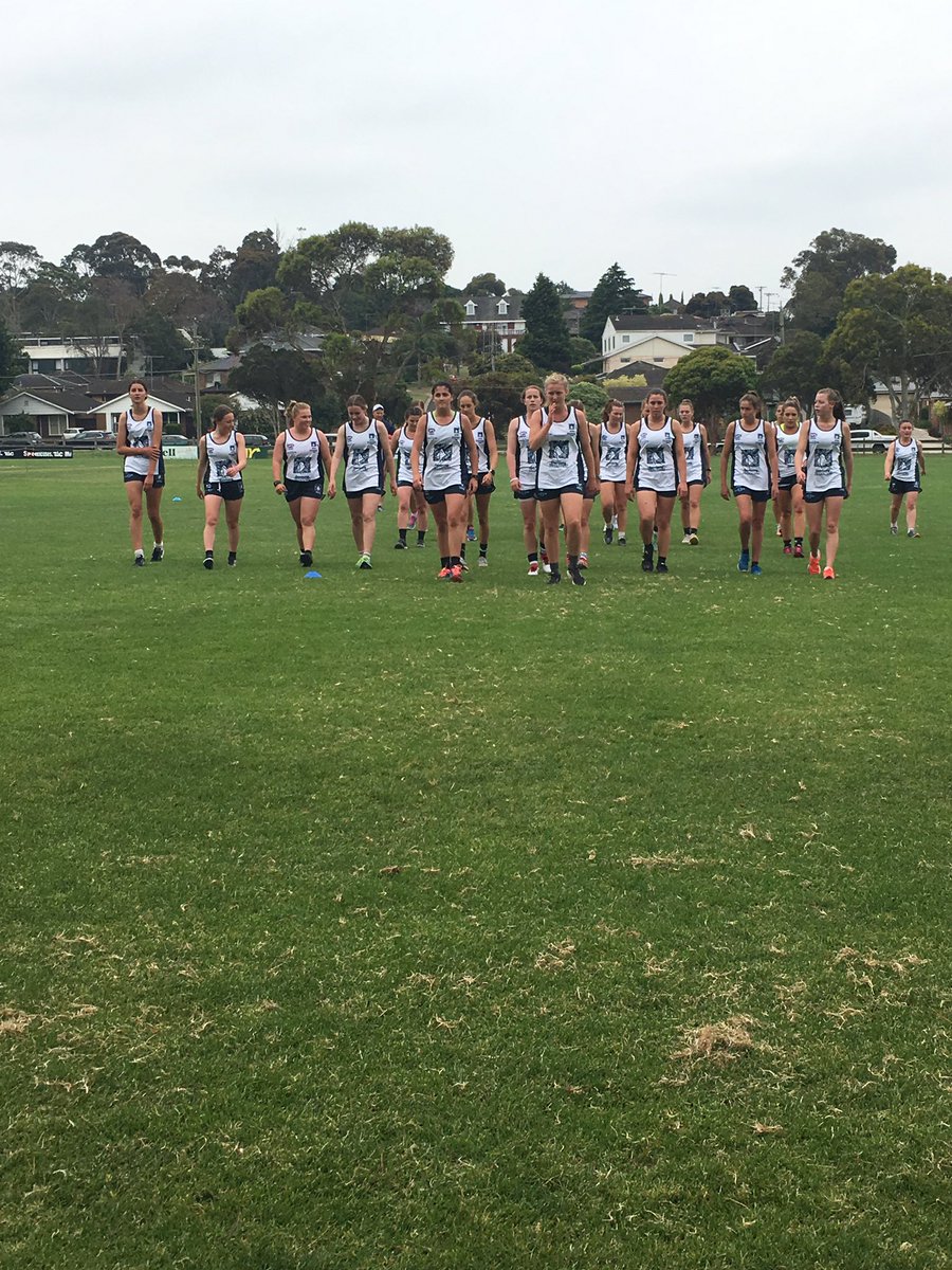 Welcome to the <a href="/GeelongFalcons/">Geelong Falcons</a> Girls.. Their first Youth Girls Academy training session tonight <a href="/aflvic/">AFL Victoria</a> <a href="/AFLBarwon/">AFL Barwon</a>