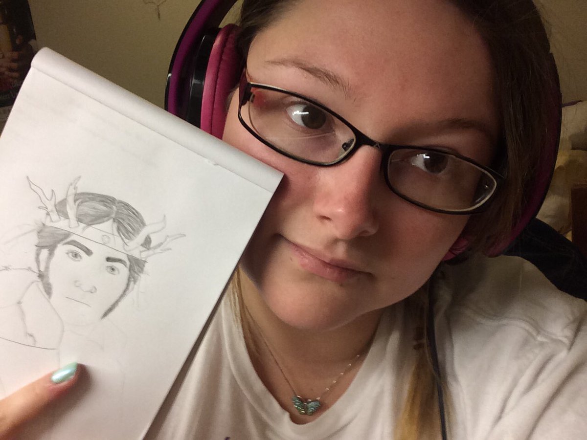 TheKassieWright's tweet photo. Sketching out a new #DnD character got me like #ExiledPrince #NeverDrawingSideburnsAgain https://t.co/zWzYlXjkgU