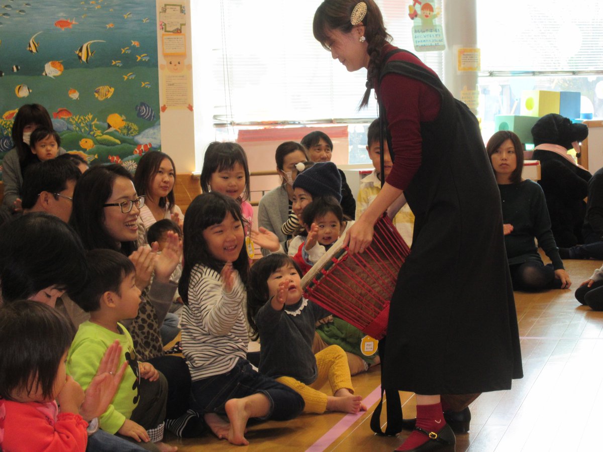 ট ইট র 龍ケ崎市 茨城県 さんさん館子育て支援センター 先週の土曜日 26日 に マリンバファミリーコンサートを行いました 演奏者は龍ヶ崎市出身 全国で活躍中の保戸田かさねさん 麻賀夏実さんです 手遊び歌で一緒に盛り上がったり トトロや ট ইট র 龍ケ崎市 茨城県 さんさん館子育て支援センター 先週の土曜日 26日 に マリンバファミリーコンサートを行いました 演奏者は龍ヶ崎市出身 全国で活躍中の保戸田かさねさん 麻賀夏実さんです 手遊び歌で一緒に盛り上がったり トトロや