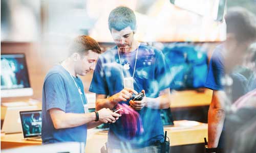 CustServEU's tweet photo. 4 unique ways to build customer loyalty - https://t.co/8c1fjyO0vD https://t.co/Q6K1gNmC8X