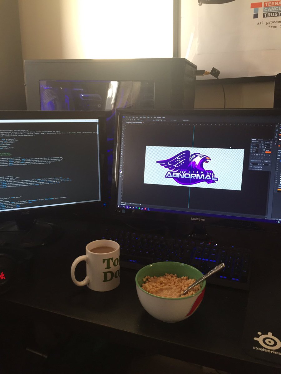 JonathanCoyne's tweet photo. Multi tasking skills on point #teamabnormal https://t.co/ioJ2jTdDeQ