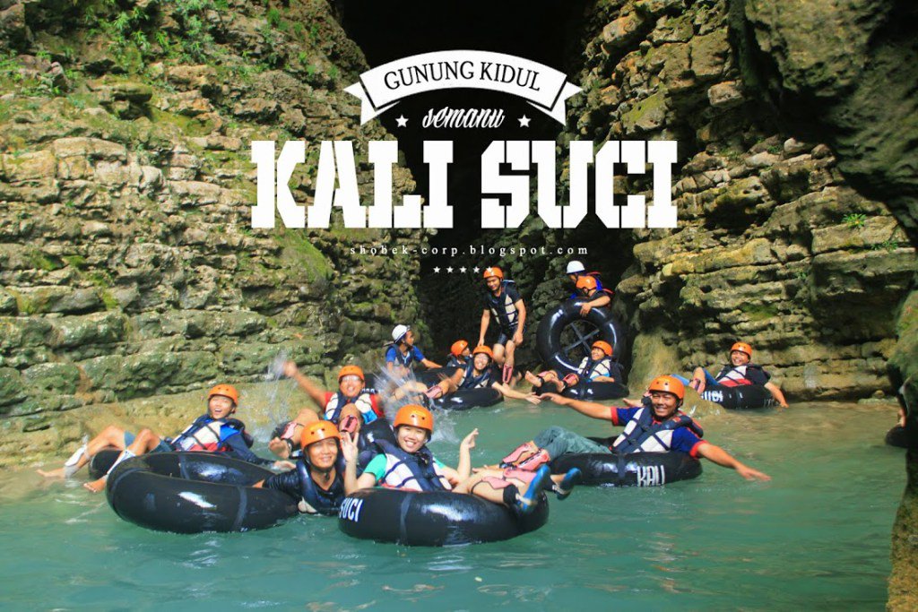 DenayuTour's tweet photo. Cave Tubing Kalisuci, Destinasi Paket Wisata Jogja Adventure https://t.co/n5ljKGWSBN https://t.co/dO3lg230i8