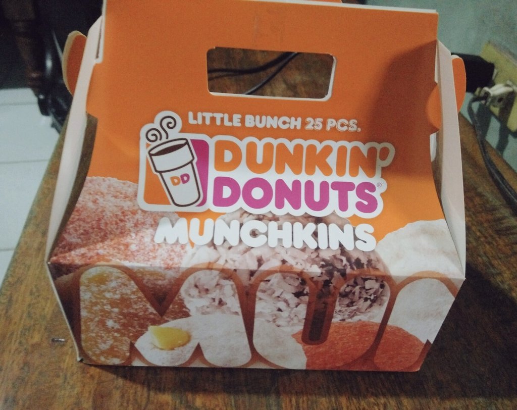 RebelArtist137's tweet photo. Aken lang toh ha? Madamot ako! haha. #PeriodCravings 😜😝✌ https://t.co/LDolDuZyxs