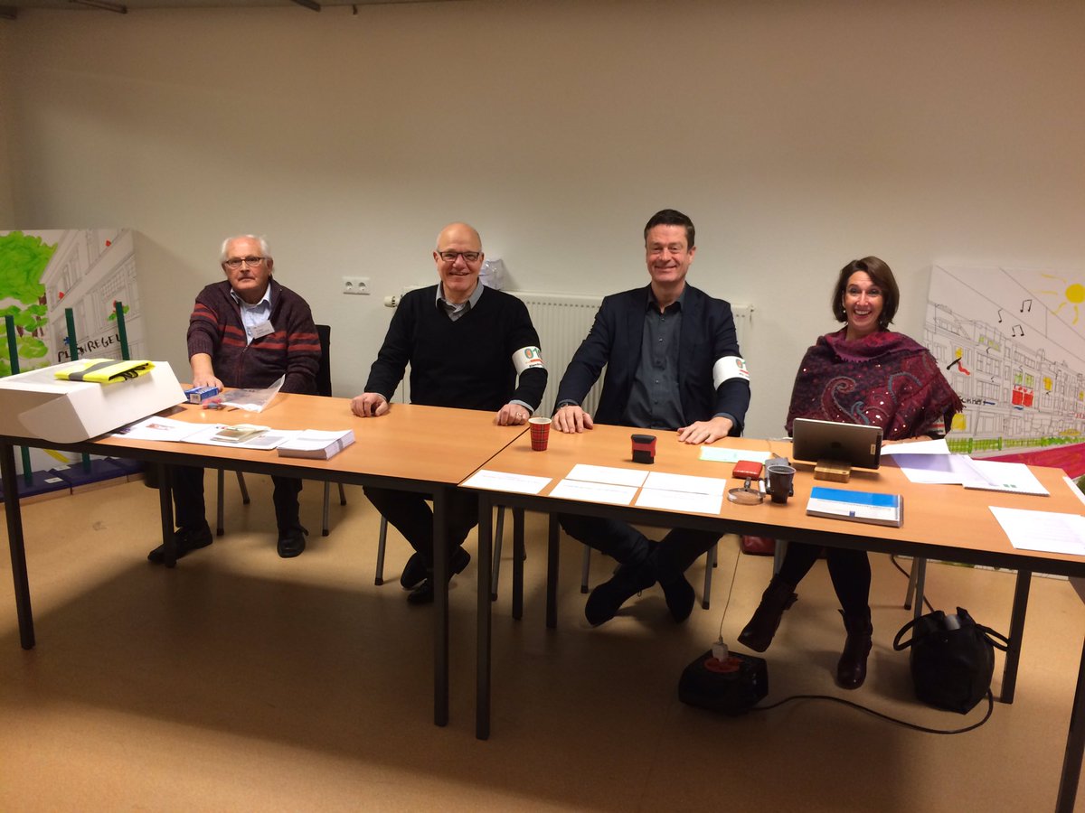 gerbenwigmans's tweet photo. Stembureau 377 gereed voor de dag! https://t.co/USiMO8CEvB