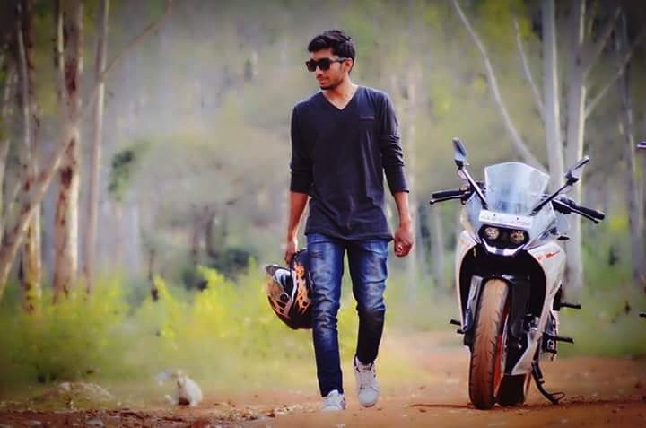 ktmdukemachas's tweet photo. Eat. Sleep. Ride. Repeat.
PC: Sonu Masqood
#KTM #Ilovemyduke #DukeMachas #ReadyToRace #KTMDuke #KTMRC https://t.co/DLMQzvUWGZ