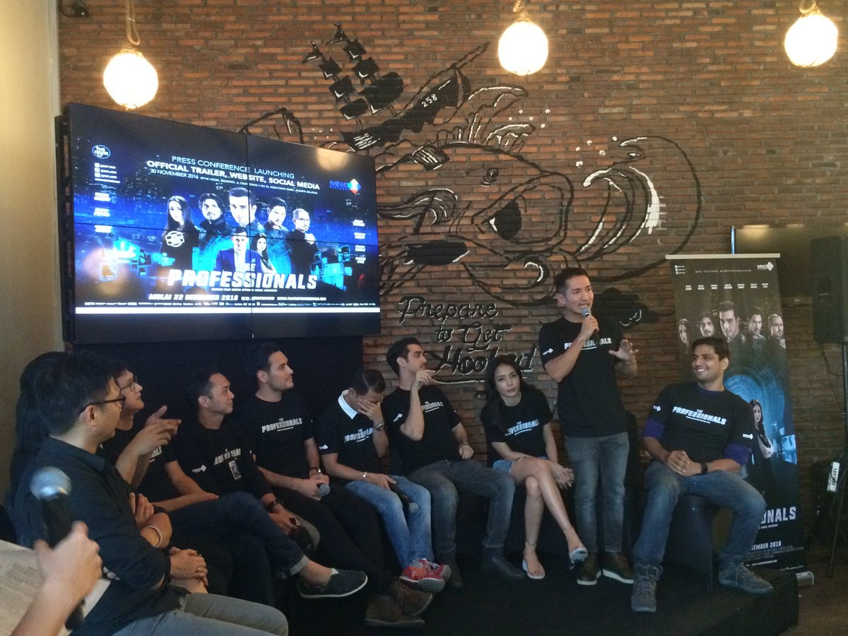 Dan sekarang waktunya presscon launching trailer dan website #TheProfessionals #itspaybacktime