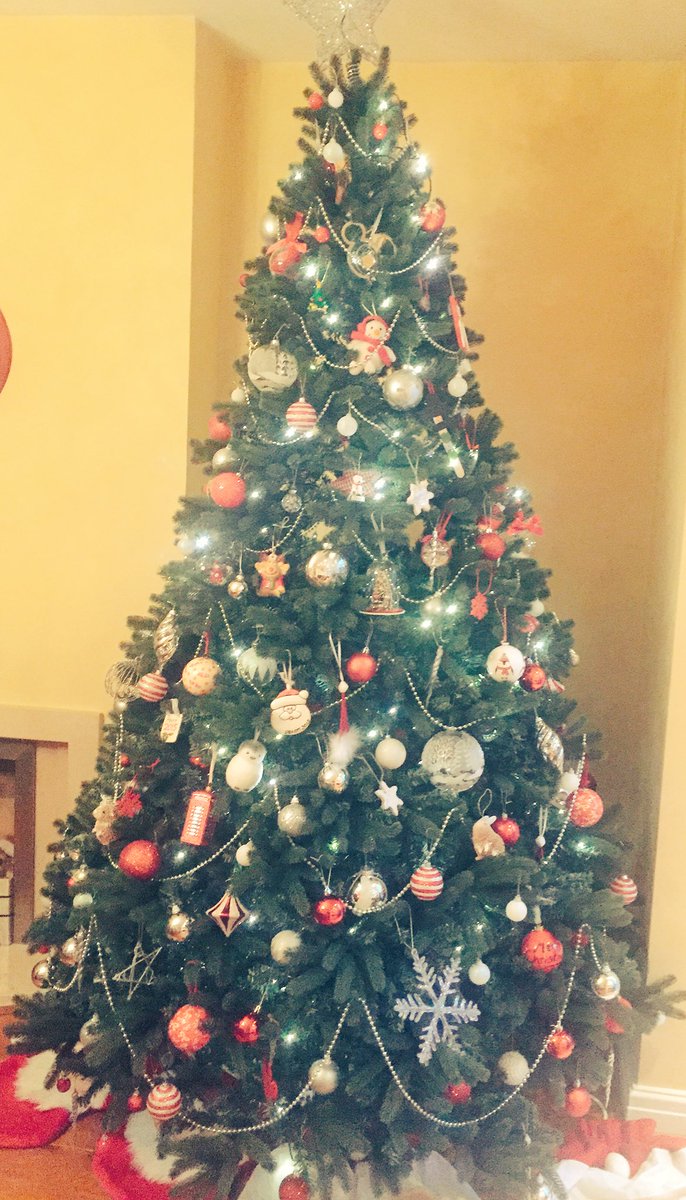 TheBlogSwap's tweet photo. It's the last day of November...

Sooo...

It's decorations time!!!

Who else? Please share your tree pics with us!

#ChristmasTree https://t.co/eeCIaTlQXI