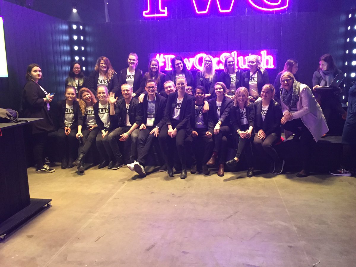 TuomasNuotio's tweet photo. PwC crew and our volunteers ready for #slush16 #PwCxSlush @PwC_Suomi @SlushHQ https://t.co/74DF1ePhrY