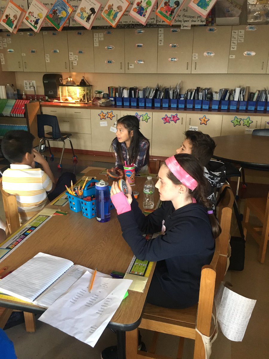 MrCastro112's tweet photo. #Students become very #Engaged when #ActiVotes is present during classtime. We chose our #Gecko's name! Hello Cosmo!! #112pride #otmonarchs https://t.co/88Cp2h94c6
