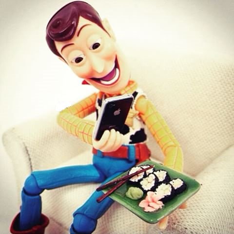 #Foozimo is running a selfie contest#Make an order thrgh #Foozimo App#click a photograph with your favorite dish#post the photo in comments.