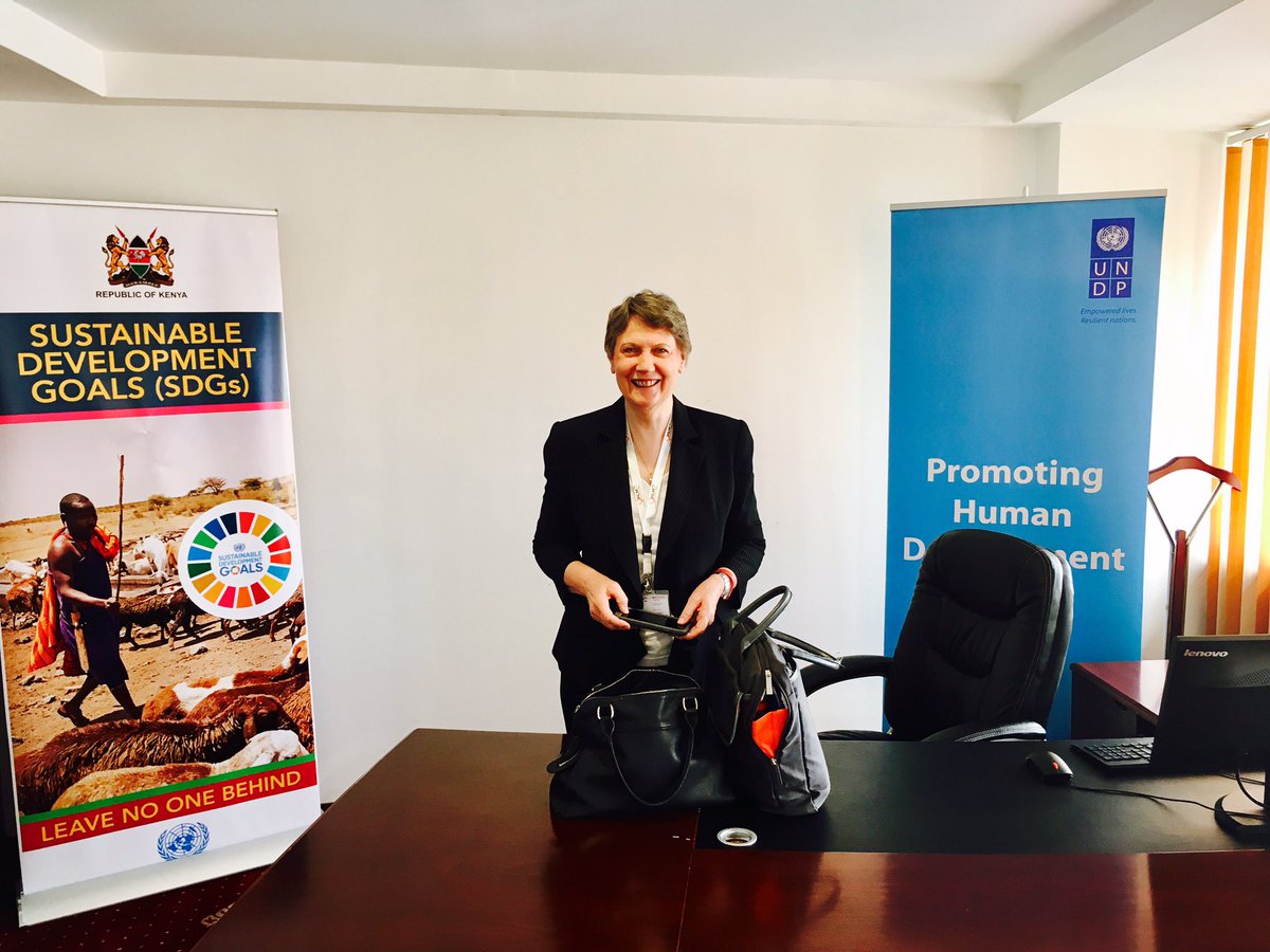 sidchat1's tweet photo. Gr8 to have global development hero @HelenClarkUNDP @ #HLM2 in Nairobi for the global partnership forum for effective development. https://t.co/RaUEvoMtjq