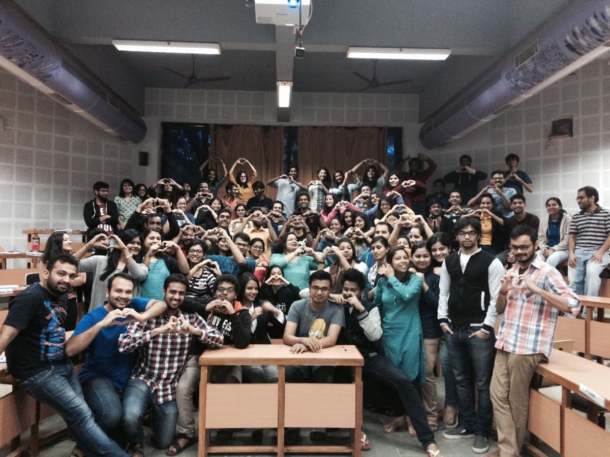 ishaanhumble's tweet photo. Amazing course, amazing teacher! A different perspective towards advertising! Loved learning from you @falgunivasavada Mam! 😀#micaadswag https://t.co/EBQcXOJ2Cy