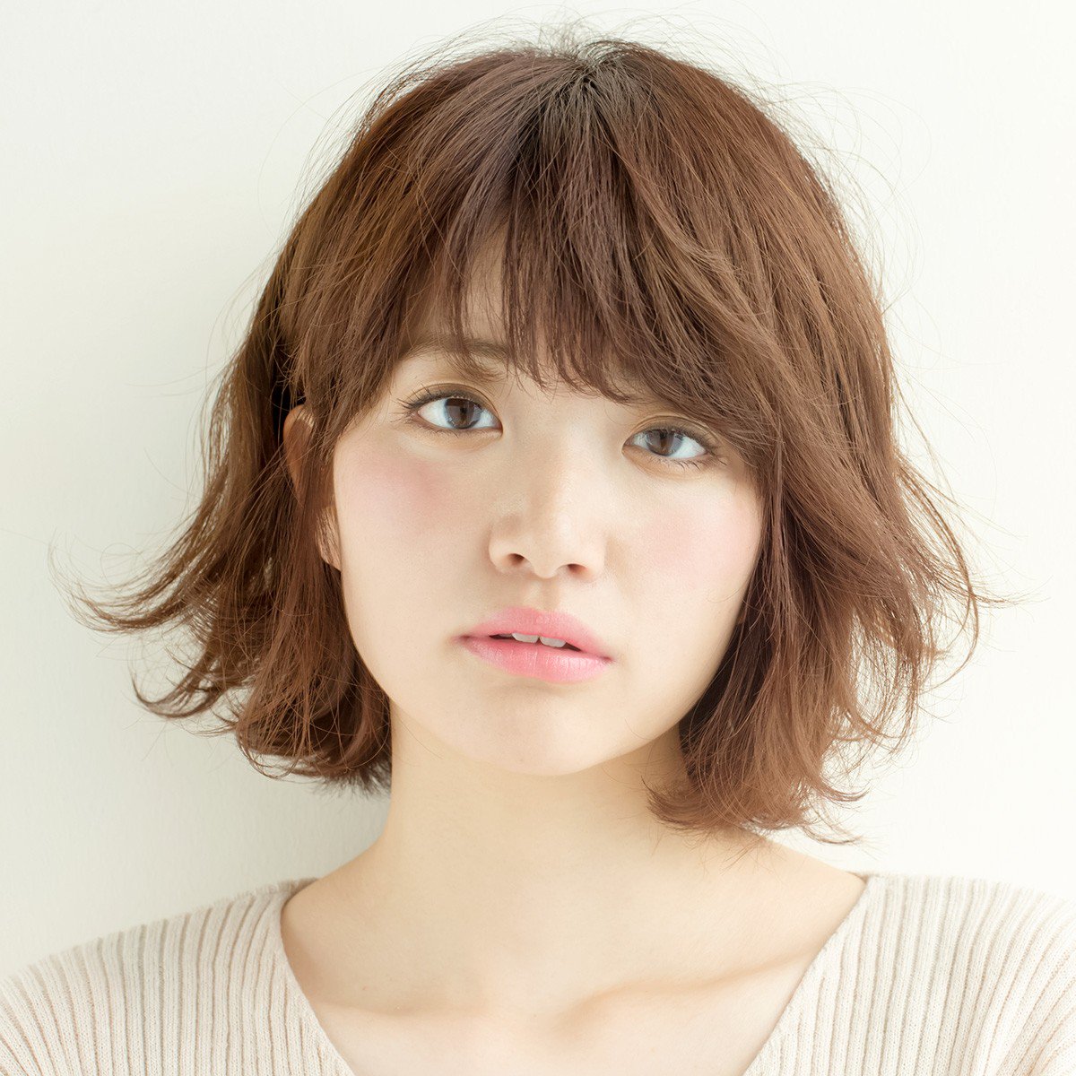 マキア編集部 ヘアスタイルを変えるならボブはいかが 計算されたひし形シルエットに 絶妙なさじ加減で甘さを取り入れたボブヘアが この冬大ヒットの予感 T Co Jb9tmuizbn ヘアカタ ヘア 毛先 髪型 T Co Joiiohbi5i Twitter