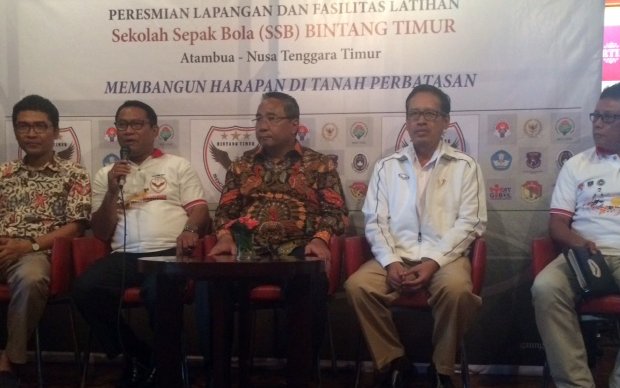 MediaSepakbola's tweet photo. SSB Bintang Timur, Membangun Harapan Dari Perbatasan https://t.co/iGTQGykz6K https://t.co/tTzZiQsZK1