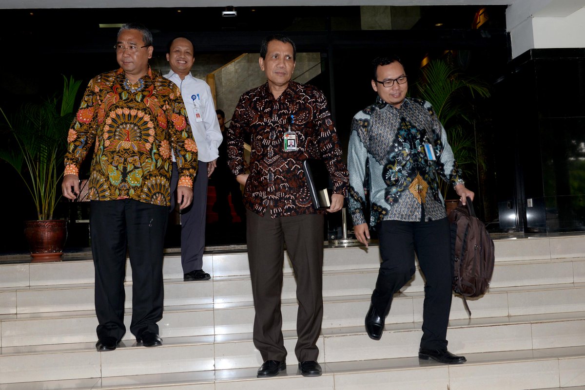 kemendespdt's tweet photo. Menteri @EkoSandjojo mengadakan pertemuan dengan KPK di Kantor Kemendes PDTT, Kalibata, Jakarta, Rabu (30/11/2016) https://t.co/ixH1nyjWXy