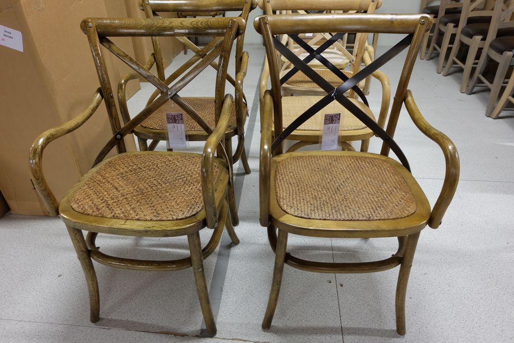 A7 outlet tweet media