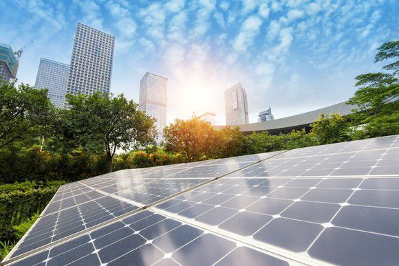 Grenergys's tweet photo. #YES - #SolarEnergy Is #Cheaper Than You #think.....https://t.co/KR0Fm3Y1G4 https://t.co/G9e03kMZ4w