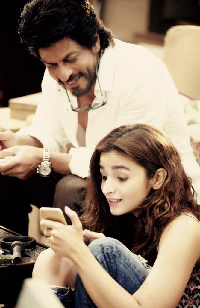 We still can't get over #DearZindagi 
What about U?
Don't forget to rate it here: bit.ly/2cxqI2u 
Thank U <a href="/gauris/">Gauri shimpi</a> for this ❤️❤️❤️