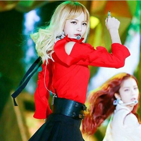 lk_mochi's tweet photo. AKHIRNYA /GELEK #HDDAY_AWARDS https://t.co/b7wwveTLqH