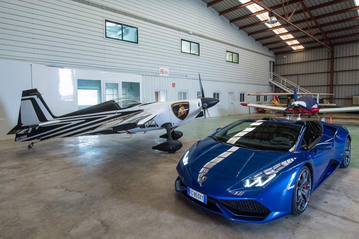 LamborghiniSC's tweet photo. -1 !! We are proud to show you the amazing raceplane that will perform an acrobatic display during the World Final. Stay tuned! #LamboFinal https://t.co/xa2aE43ZfX