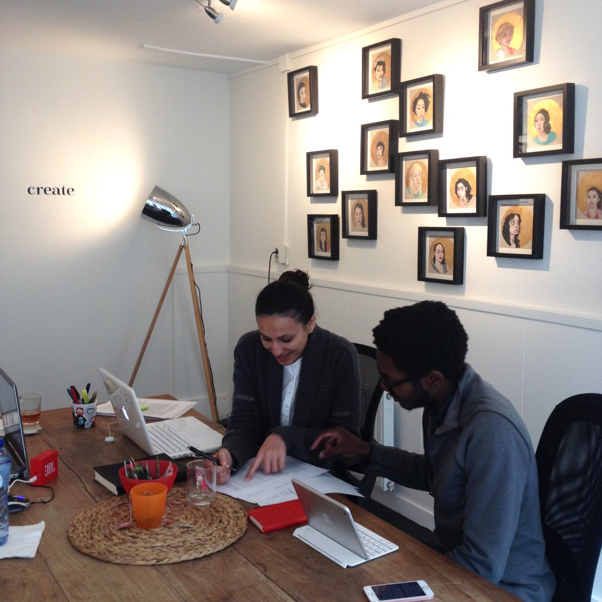 migrationlab's tweet photo. Great vibes &amp; working session #migrationlab #WTTLR @laurampana @spacenautnl at @wordalchemists co-working space. We love this place already! https://t.co/1bUXyFakIU