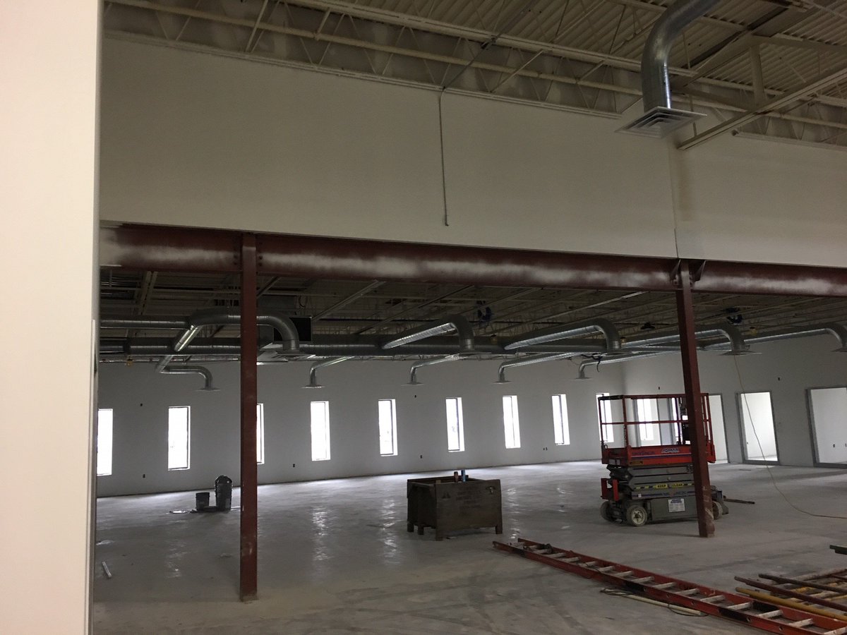shipldi's tweet photo. Painting has begun at LDi's new digs! #excited #newoffice #teamldi #excited #cantwait #logistics #transport #ldipride #3pl https://t.co/3oKpstwxsf