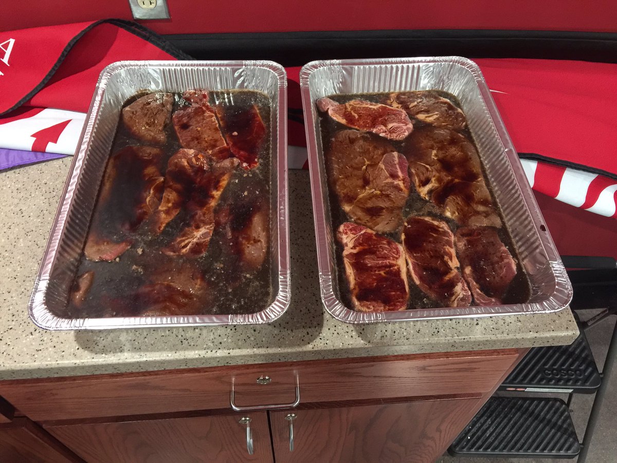 OKWUeagles_BSB's tweet photo. Fall World Series cookout prep has begun. The Rudolfo Hitters will be eating good tonight! #KeepYourFork #PaysToWin https://t.co/IXsa1biWU9