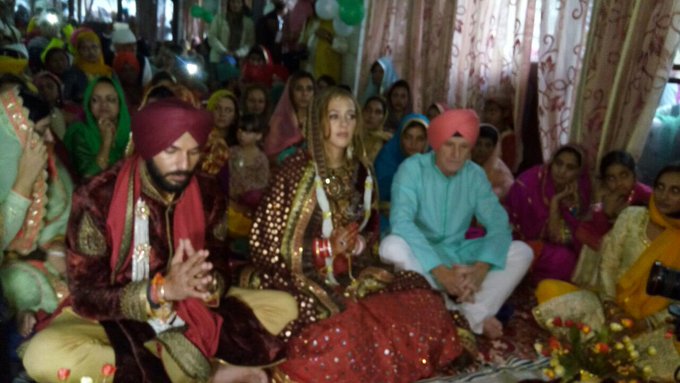 View image on Twitter