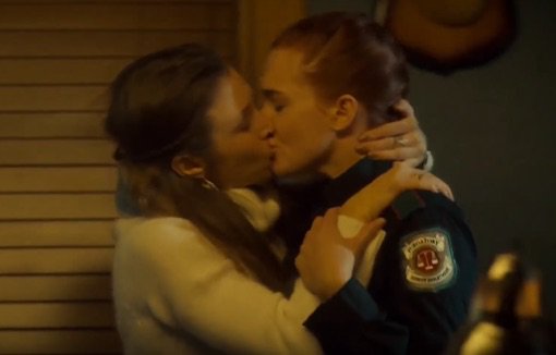 LuvLara's tweet photo. Who’s excited to see Waverly and Nicole back in Purgatory? #wayhaughtwednesday #WynonnaEarpS2 #NicoleHaughtRegular https://t.co/Fd7kNNrSzv