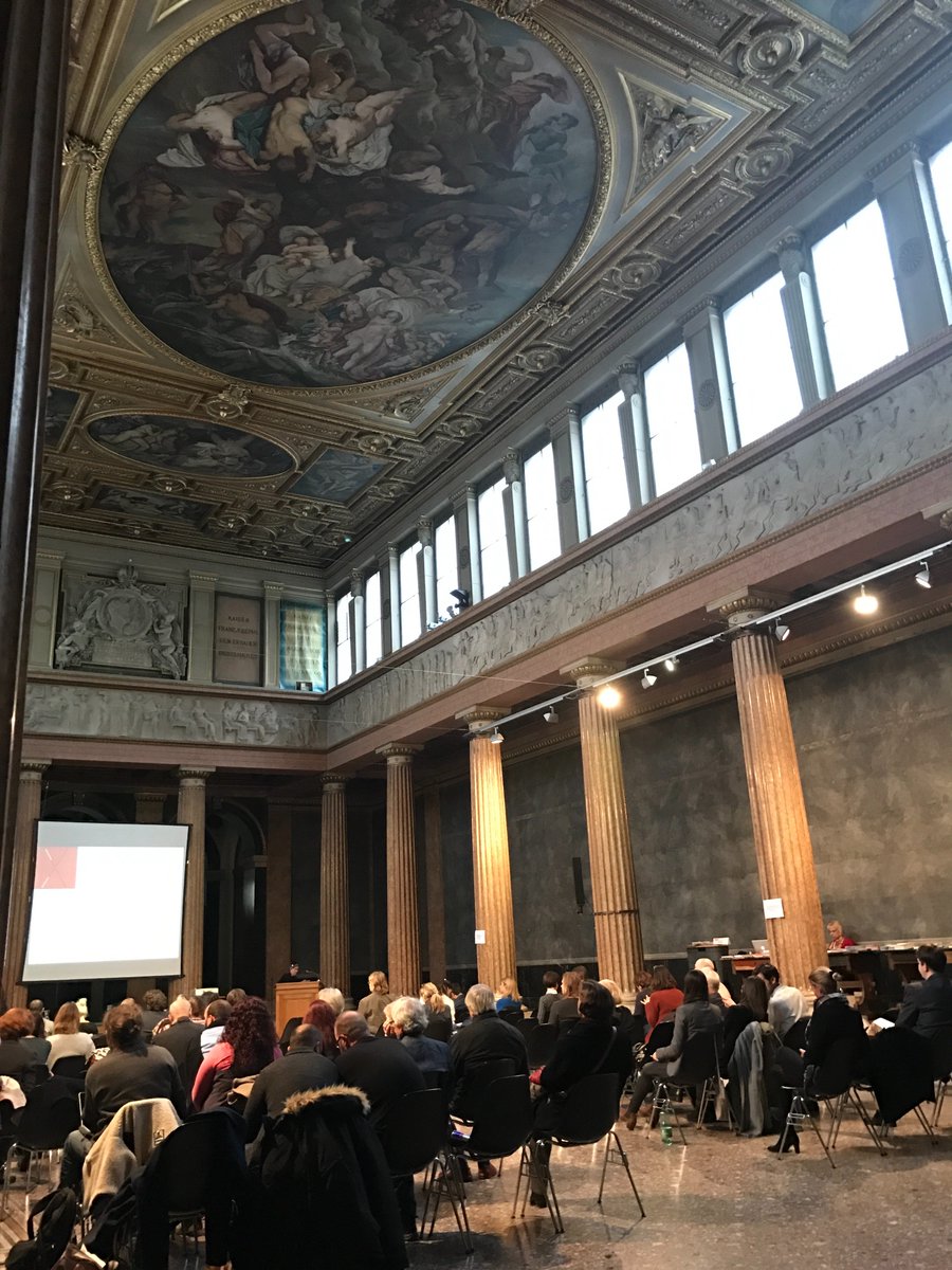 AktionstageFMD's tweet photo. #flucht16 at Academy of Fine Arts in Vienna exploring new horizons for research and thinking about refugees, migration and democracy. https://t.co/ZHRh78Yvkz
